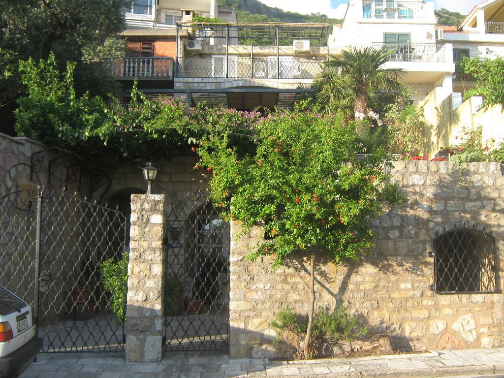 Ljubisa 3* Budva